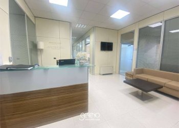 Office Regione San Quirico, 672, Centallo - photo 1