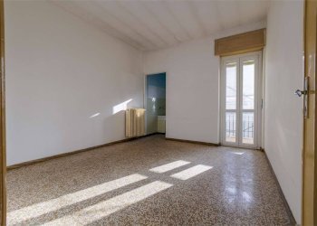 Three-room apartment Via Acceglio, 2, Cuneo - photo 3