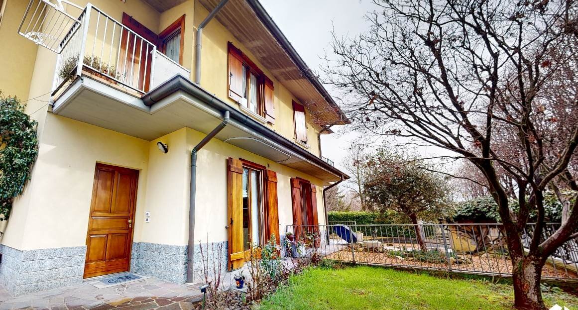 Semi-detached Villa Spirano - photo 1