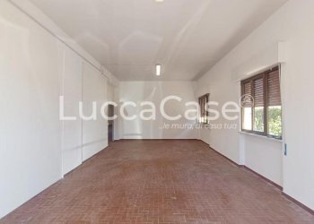 Laboratory Lucca (neighborhood San Concordio Contrada) - photo 4