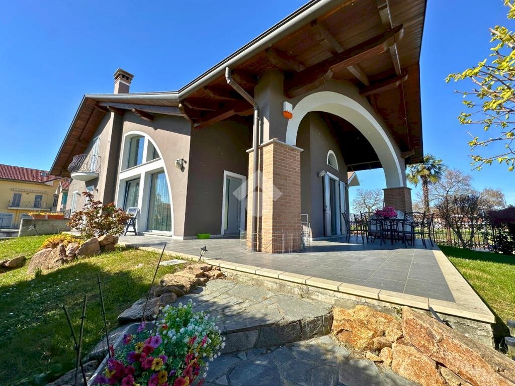 Villa Via Fratelli Cervi, Santhià - foto 3