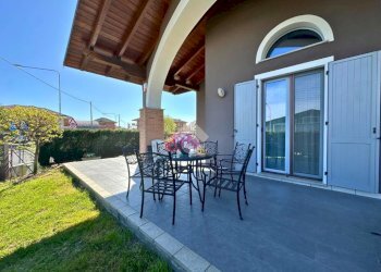 Villa Via Fratelli Cervi, Santhià - foto 2