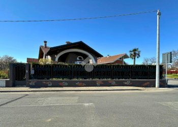 Villa Via Fratelli Cervi, Santhià - foto 12