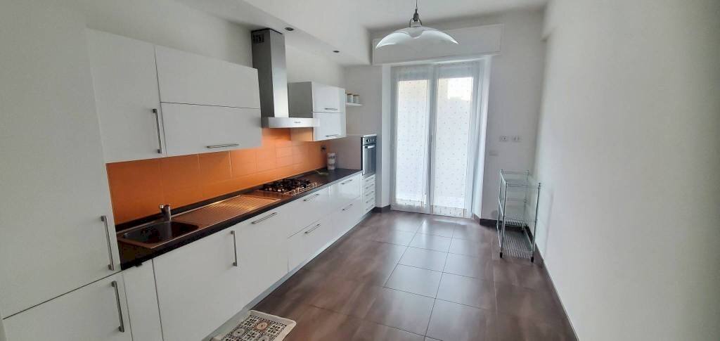 Trilocale Genova (zona San Martino) - foto 1