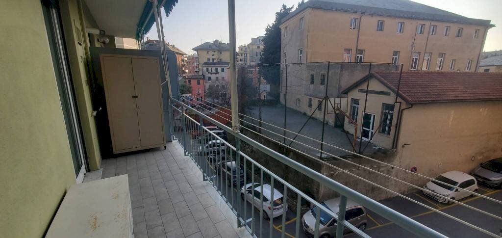 Trilocale Genova (zona San Martino) - foto 2