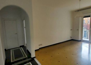 Trilocale Genova (zona San Martino) - foto 13