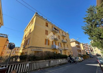 Trilocale Viale Villini Rollino, Genova (zona Sestri Ponente) - foto 22