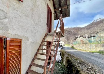 Casa indipendente Frazione villaretti, Lemie - foto 8