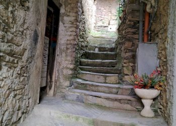 Four-room apartment via alla posta, 45
Calderara, Pieve di Teco - photo 5