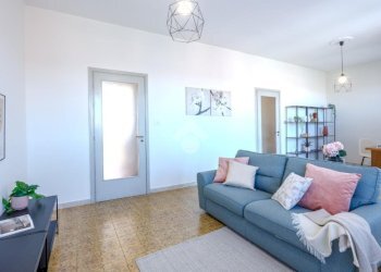 Apartment Via Faustina Mazzetti, Riva Presso Chieri - photo 4