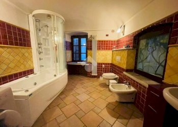 Three-room apartment Via Roma, Lanzo Torinese - photo 12