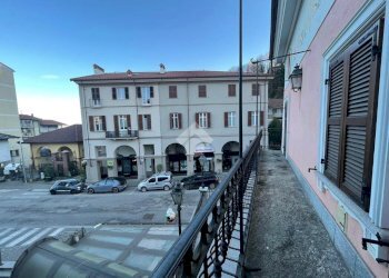 Three-room apartment Via Roma, Lanzo Torinese - photo 15