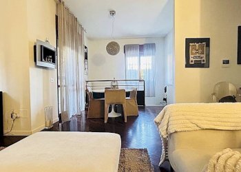 Three-room apartment Monza - photo 13