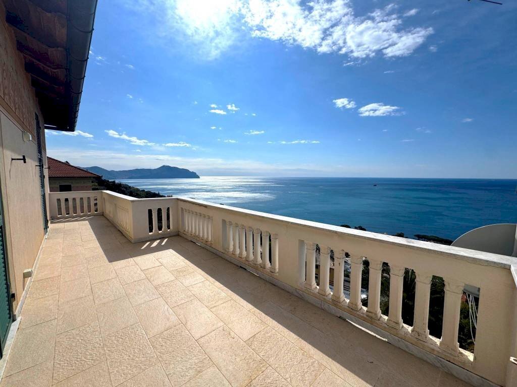 Bilocale via Sant'Ilario, Genova - foto 1