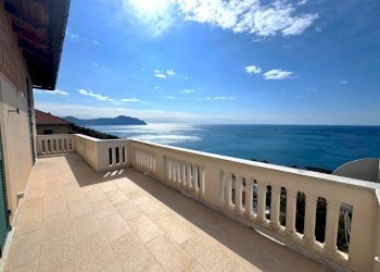 Bilocale via Sant'Ilario, Genova - foto 1