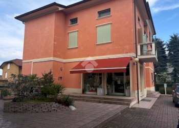 Trilocale Via C. Prampolini, Quattro Castella - foto 1