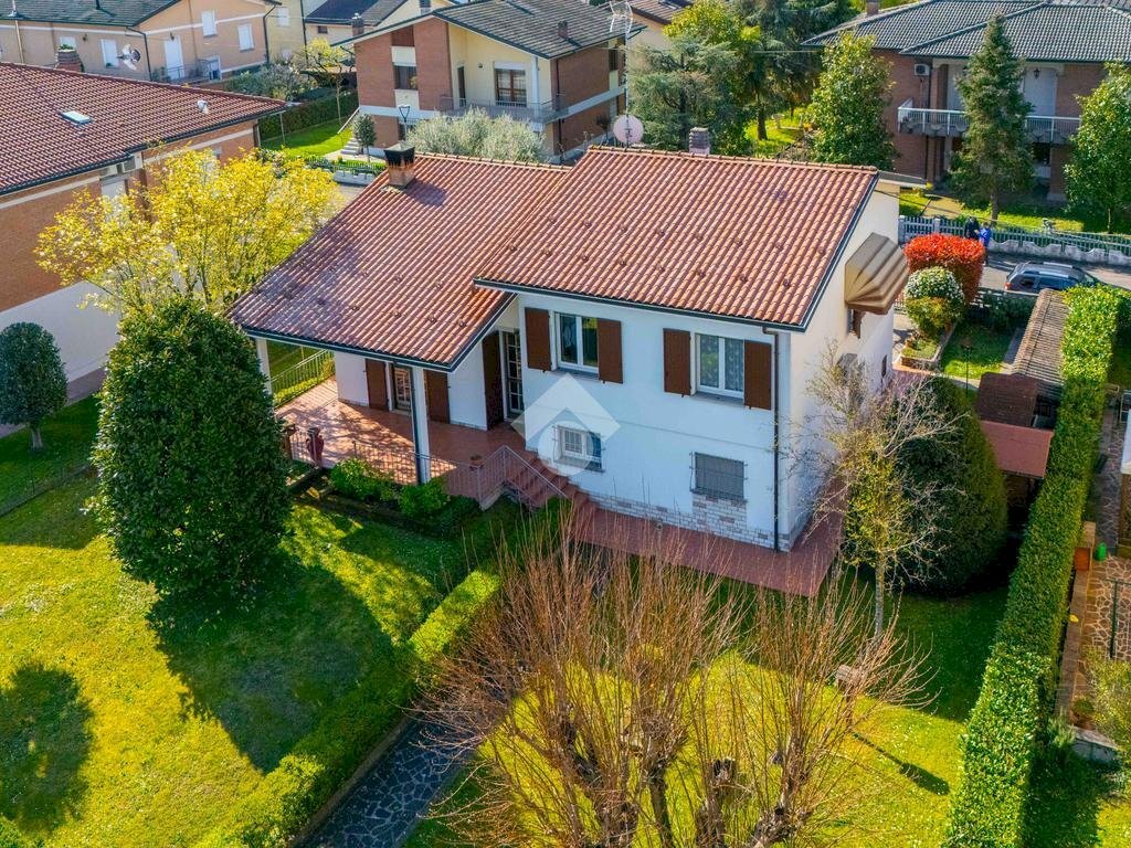 Villa Via John Fitz Gerarld Kennedy, Novellara - foto 1