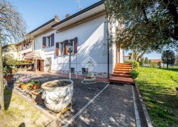 Villa Via John Fitz Gerarld Kennedy, Novellara - foto 35