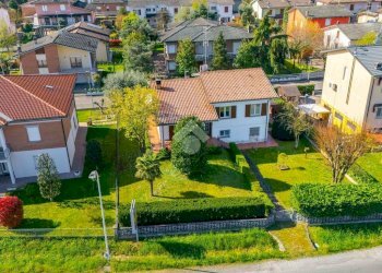 Villa Via John Fitz Gerarld Kennedy, Novellara - foto 43