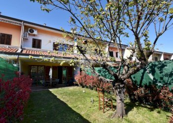 Villa a Schiera Via Don Mosetto, Ivrea - foto 1