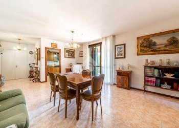 Three-room apartment Via Camillo Prampolini, Bibbiano - photo 3