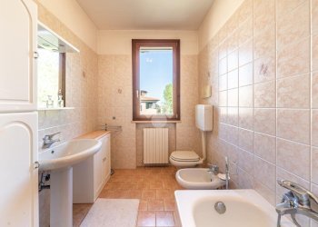 Three-room apartment Via Camillo Prampolini, Bibbiano - photo 20