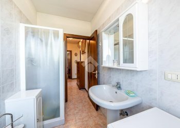 Three-room apartment Via Camillo Prampolini, Bibbiano - photo 26