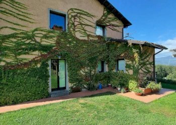 Villa Castelnuovo di Garfagnana - photo 8