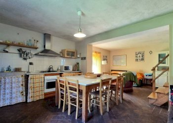 Villa Castelnuovo di Garfagnana - photo 17