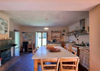 Villa Castelnuovo di Garfagnana - photo 22