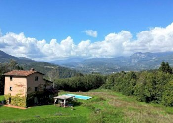 Villa Castelnuovo di Garfagnana - photo 39