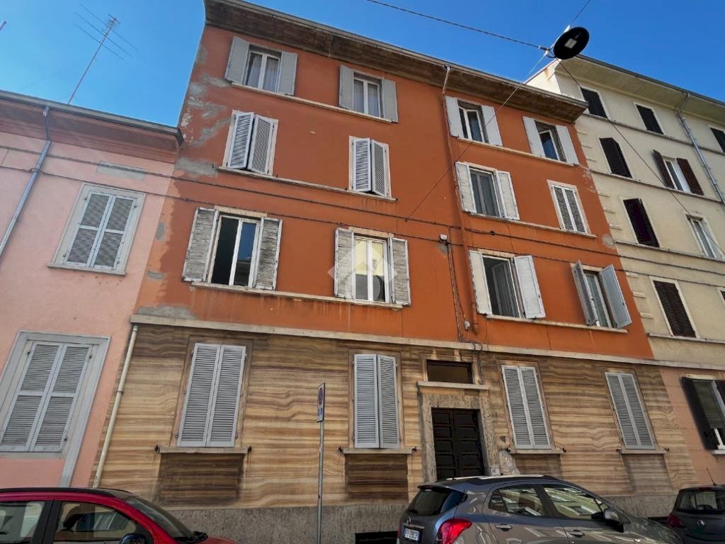 Three-room apartment Via Tommaso Gulli, Parma (neighborhood Oltretorrente) - photo 2