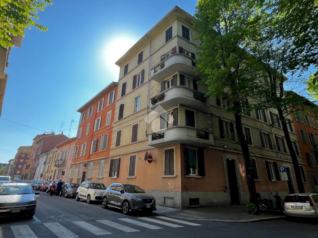 Three-room apartment Via Tommaso Gulli, Parma (neighborhood Oltretorrente) - photo 3