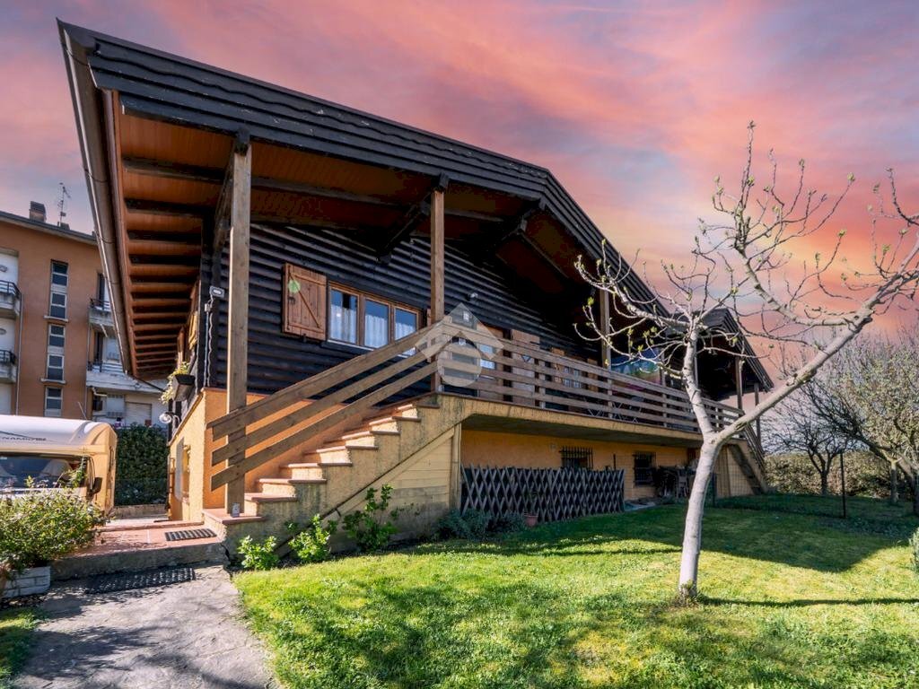 Porzione di casa Via Riccardo Arleoni, Reggio nell'Emilia - foto 1