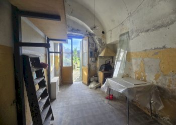 Trilocale VIA FRATELLI DI CORONATA 2, Genova (zona Sestri Ponente) - foto 5