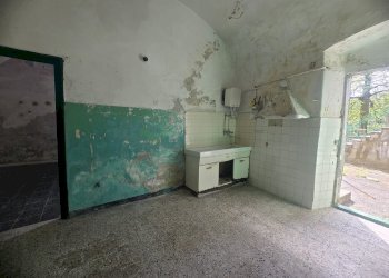 Trilocale VIA FRATELLI DI CORONATA, Genova (zona Sestri Ponente) - foto 7