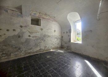 Trilocale VIA FRATELLI DI CORONATA, Genova (zona Sestri Ponente) - foto 10