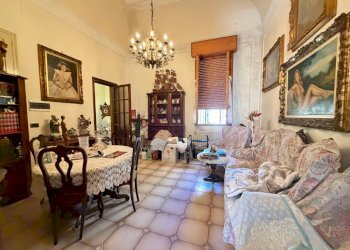 Foto 24 - Stabile - Palazzo via costadura
 
1, Lecce - foto 24