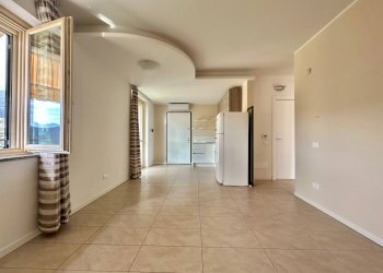 Foto 1 - Appartamento Piazza Plebiscito, Magliolo - foto 1