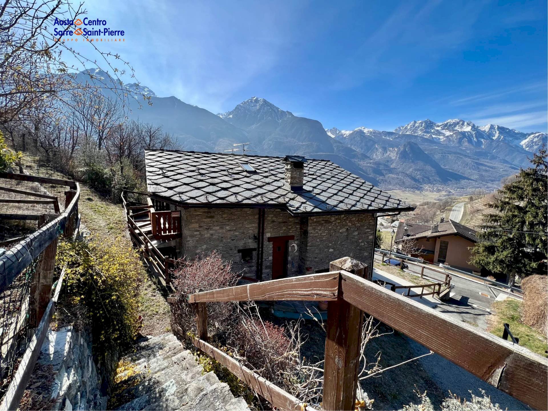 Foto 2 - Trilocale Frazione Goillaz Superiore
 
14, Saint-Denis - foto 2