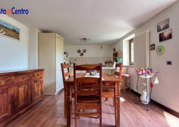 Foto 5 - Trilocale Frazione Goillaz Superiore
 
14, Saint-Denis - foto 5