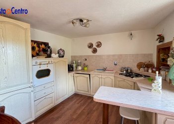 Foto 7 - Trilocale Frazione Goillaz Superiore
 
14, Saint-Denis - foto 7