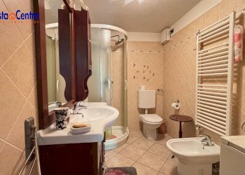 Foto 14 - Trilocale Frazione Goillaz Superiore
 
14, Saint-Denis - foto 14