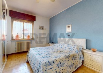 Camera / camera da letto - Three-room apartment via Alessandria
 
1, Rho - photo 12