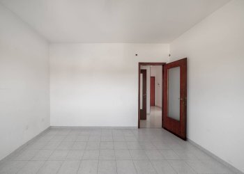 Stanza vuota - Trilocale Via Giuseppe Verdi
 
16, Canonica d'Adda - foto 17