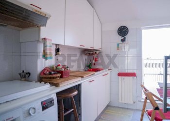 Cucina - Trilocale via Raffaello Sanzio
 
12, Lainate - foto 7