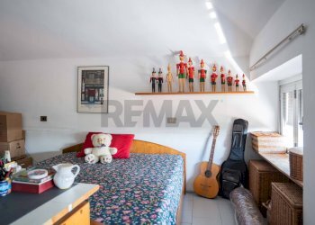 Camera / camera da letto - Trilocale via Raffaello Sanzio
 
12, Lainate - foto 10