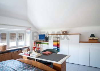 Camera / camera da letto - Trilocale via Raffaello Sanzio
 
12, Lainate - foto 11