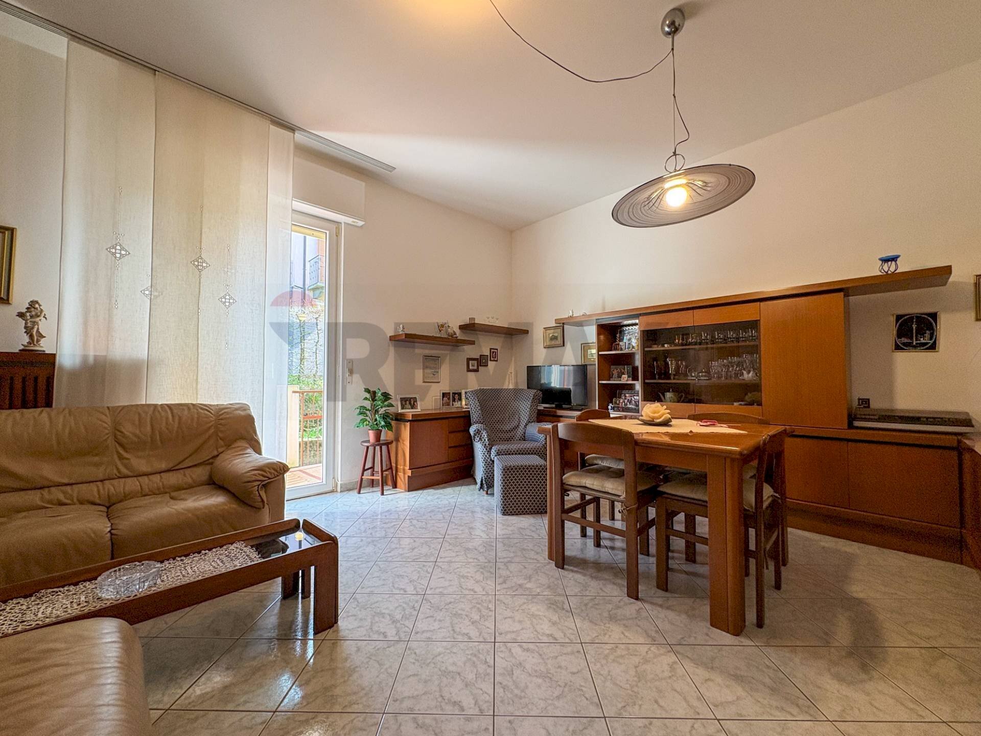 Sala da pranzo - Three-room apartment Via Giacomo Matteotti
 
51, Arcisate - photo 3