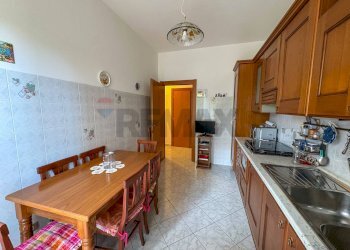 Cucina - Three-room apartment Via Giacomo Matteotti
 
51, Arcisate - photo 6